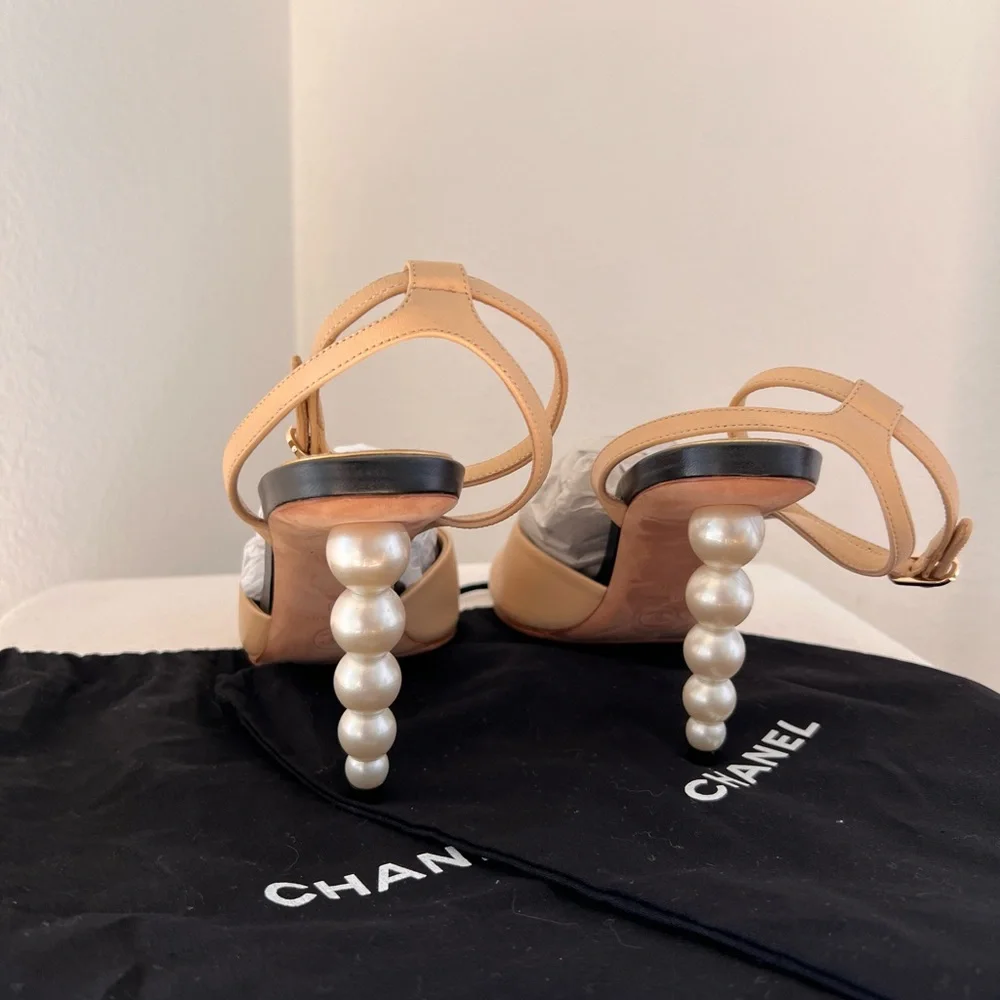 CHANEL Beige Heels with Pearl Accent - Picture 7 of 8